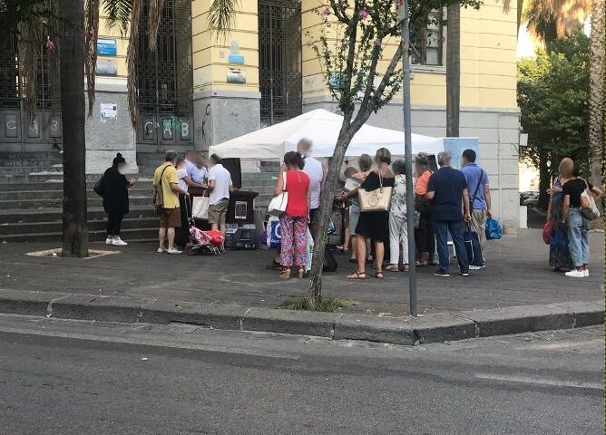 SALERNO PULITA: RACCOLTA STRAORDINARIA LIBRI, PICCOLI RAEE E GIOCATTOLI  UN SUCCESSO, GIÀ DISTRIBUITI 5 MILA TICKET RESTAURANT