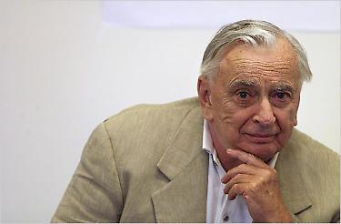 Ravello festeggia Gore Vidal, a 97 anni dalla nascita. Giornata dedicata allo scrittore americano innamorato della Costiera