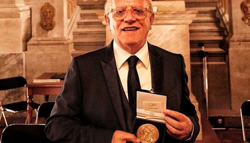 A CLAUDIO GUBITOSI CONSEGNATO IL PRESTIGIOSO “PREMIO DE SANCTIS PER LA SALUTE SOCIALE”