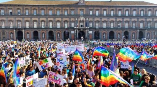 Marcia pace a Napoli: “Fermare subito le armi: i giovani chiedono cessate il fuoco”
