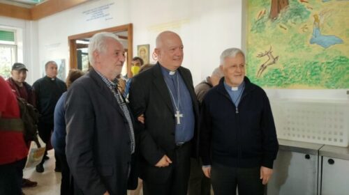 Mensa dei Poveri, da ieri sotto la gestione della Caritas: inaugurazione con il vescovo di Salerno Bellandi