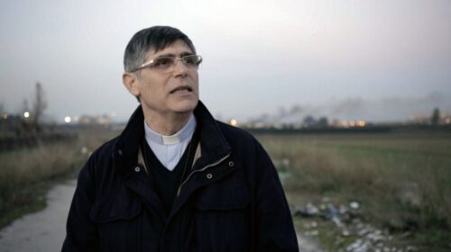 DON PATRICIELLO INCONTRA GLI ALUNNI DELL’I.C. DI PELLEZZANO PER DIBATTERE SU LEGALITA’ E AMBIENTE, LE SFIDE DEL FUTURO  