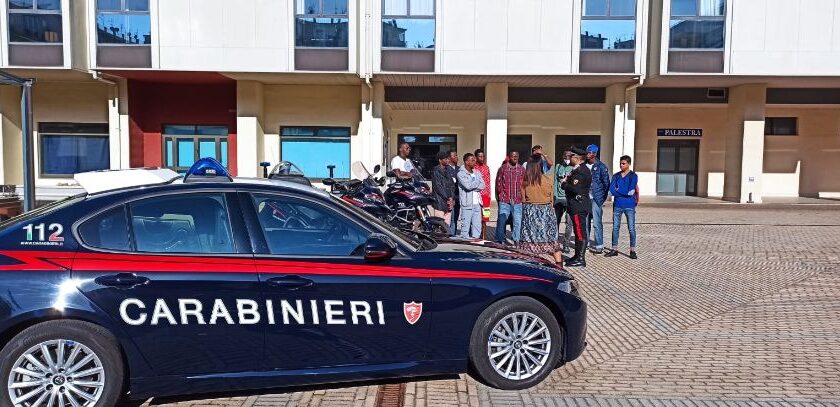 SALERNO: I CARABINIERI INCONTRANO GLI STUDENTI DEL PROGETTO  FONDO ASILO MIGRAZIONE E INTEGRAZIONE