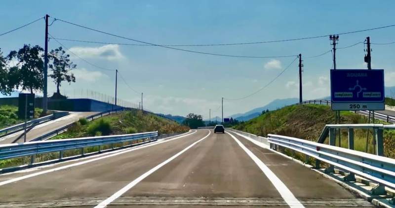 M5S: “La strada Fondovalle Calore eterna incompiuta, ancora una volta utilizzata da De Luca come spot elettorale”