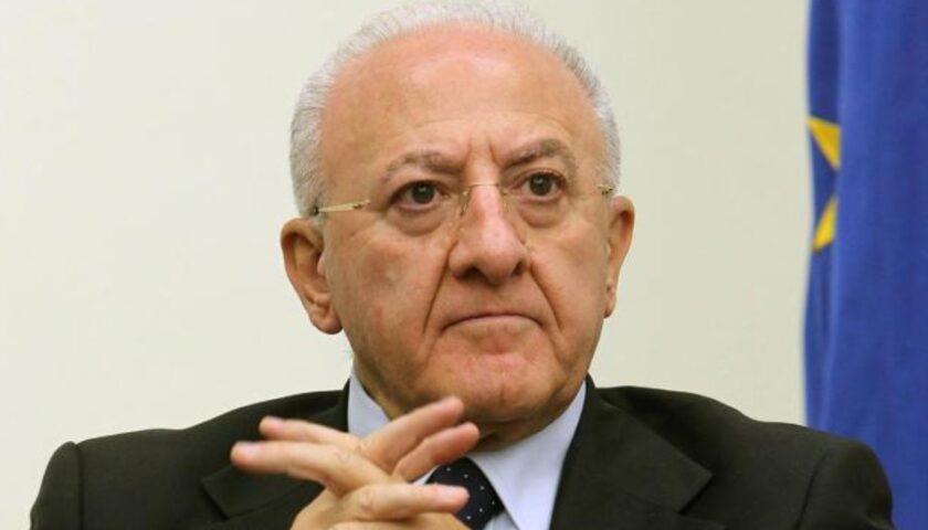 Manifestazione per la pace a Napoli il 28 ottobre, De Luca: “Aperta a tutti”