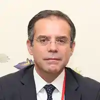 Il capaccese Luigi Maria Cavallo, ordinario al Policlinico di Napoli