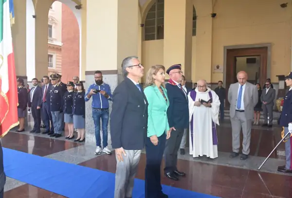 Il Questore di Salerno Conticchio commemora i defunti della Polizia di Stato