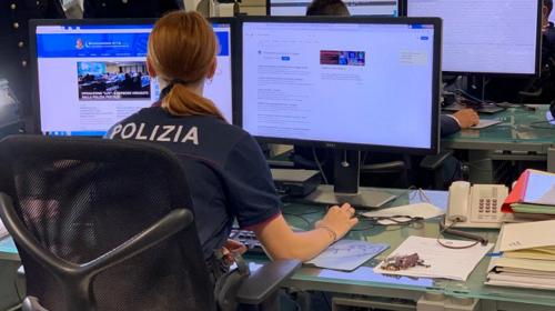 Abusi su minori e video illeciti in una casa di accoglienza: fermato 35enne