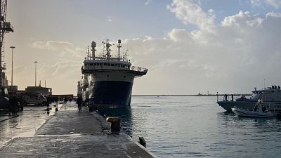 Migranti, Salerno e Bari “Porti sicuri”