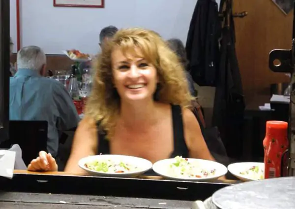 Riapre il ristorante di Paola, i figli: “Mamma ha portato qui gioia e sorrisi”