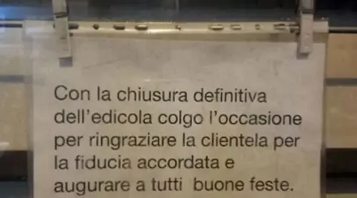 Salerno perde un’altra edicola, chiude rivendita di via Posidonia