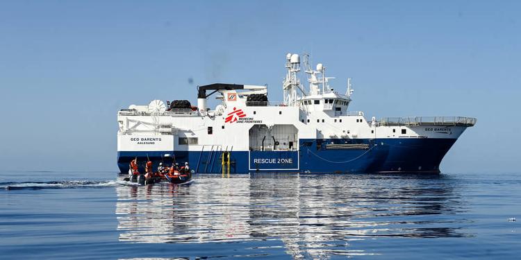 Migranti, la Geo Barents con 248 persone a bordo attraccherà nel porto di Salerno