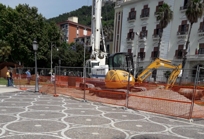 Salerno, interrogazione di Roberto Celano su piazza Cavour