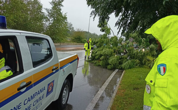 PROROGA ALLERTA METEO: MALTEMPO E TEMPORALI ANCHE DOMENICA