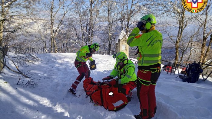 Malore sul monte Gelbison, salvata una 65enne