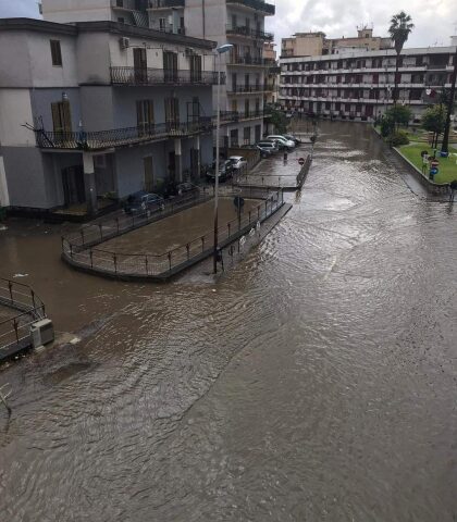 Maltempo, Scafati sott’acqua. Per Russo serve lo stato di emergenza