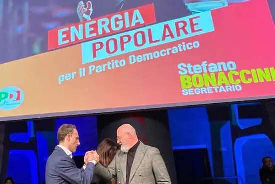 Primarie Pd, serata conclusiva a Napoli con Bonaccini. Piero De Luca: “Entusiasmo e passione”