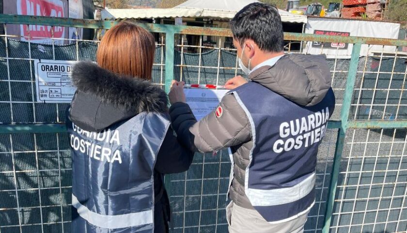 Guardia costiera Palinuro: sigilli ad un autolavaggio a Scario. Convalidato il sequestro dell’attività