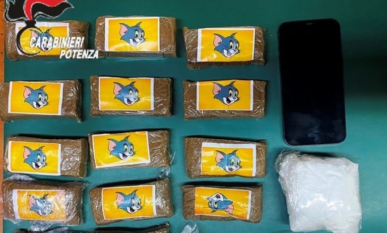 Arrestato con la droga nel Potentino