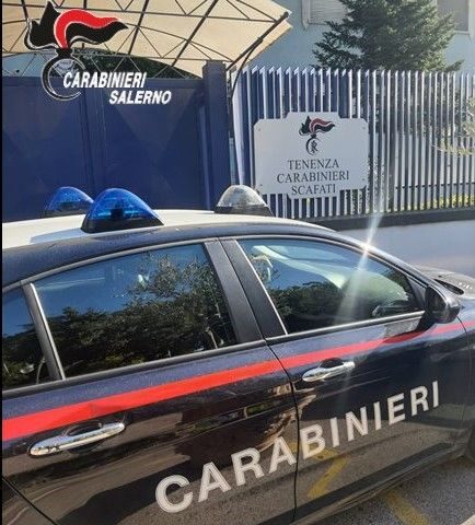 Spari per uno sguardo di troppo a Scafati, 15enne in comunità