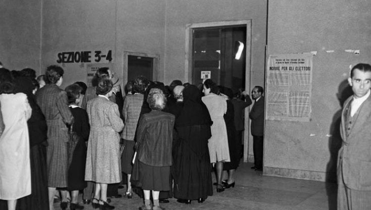 Il 10 marzo 1946 per la prima volta le donne al voto