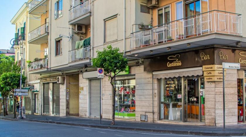 Salerno, da sabato 1 aprile il Bar Castorino cambia proprietà