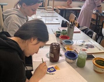 NOCERA SUPERIORE, 8 MARZO: MAIOLICHE FATTE A MANO DEDICATE ALLE DONNE