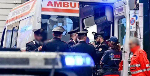 Ambulanza si ribalta a Contursi, un ferito