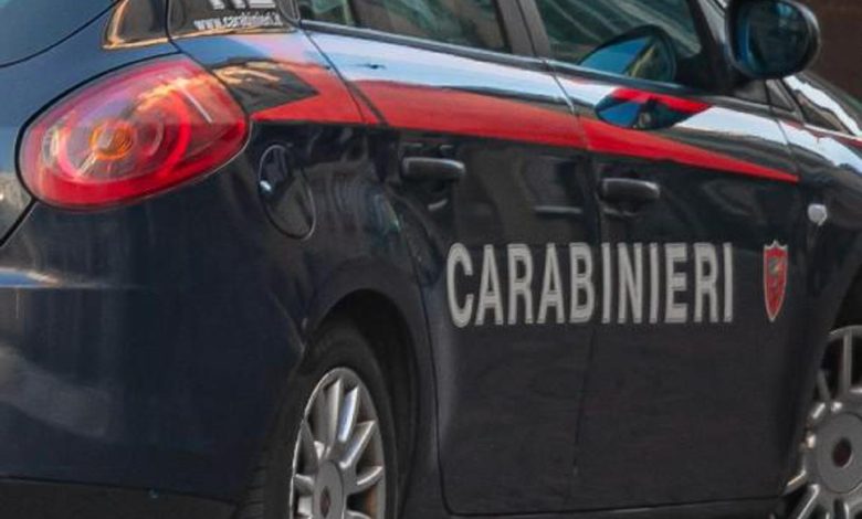 Incendio minibus turistico a Ravello, autista evita il peggio