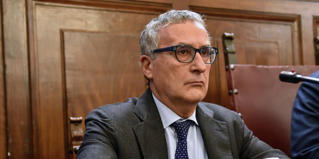 Tessere Pd Campania, si dimette il presidente della Commissione Franco Roberti