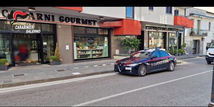 Tenta di forzare saracinesca di un negozio a Eboli, arrestato