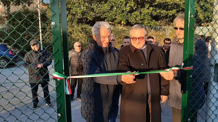 Salerno, inaugurato a Santa Margherita campo di pallavolo