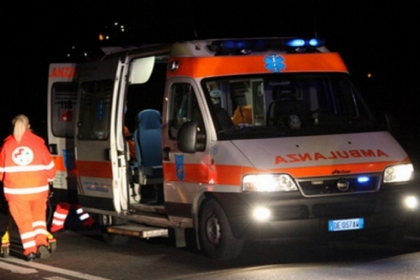 Battipaglia, schianto sull’Aversana: padre e figlio in ospedale