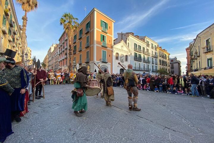 FIERA DEL CROCIFISSO: DOMENICA E LUNEDI’ NO STOP DI EVENTI NEL CENTRO STORICO DI SALERNO