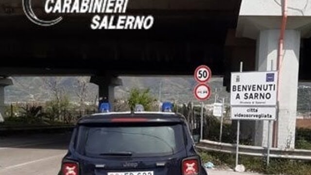 Furto in una sala scommesse, arrestato: si ribella e tenta di aggredire carabiniere