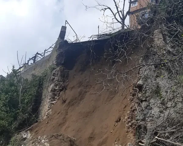 Frana a Cava De’ Tirreni, si allungano i tempi di messa in sicurezza