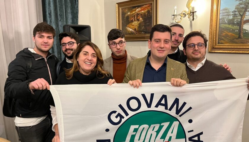 COSTABILE (FORZA ITALIA GIOVANI SALERNO): “LUCIA VUOLO E FORZA ITALIA PROTAGONISTI INDISCUSSI DEL POTENZIAMENTO DELL’AEROPORTO DI SALERNO ATTRAVERSO LA RETE TEN-T “