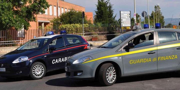 Carichi di cocaina e hashish nel garage, due arresti a Nocera Superiore