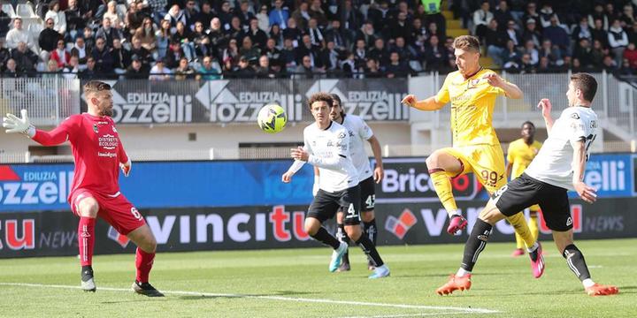 Lo Spezia agguanta la Salernitana, al Picco è parità