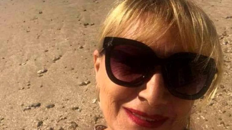 Lutto nella scuola a Salerno, muore la dirigente Virginia Loddo