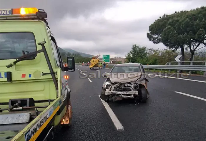 Grave incidente sulla A30: bilancio pesante con due morti per una famiglia