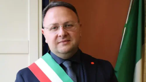 Anci Campania, Marino (Caserta) si dimette: il sindaco di Pellezzano Morra reggente