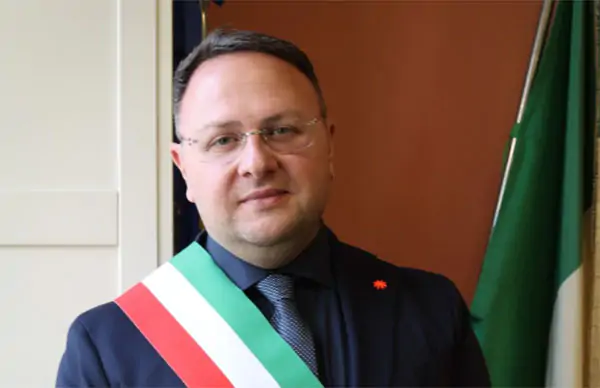 Anci Campania, Marino (Caserta) si dimette: il sindaco di Pellezzano Morra reggente