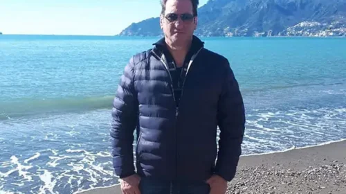 Salerno domani dà l’ultimo saluto a Maurizio Bolognese morto a 60 anni