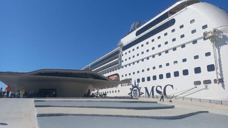 Salerno, altre due navi da crociera alla stazione Marittima