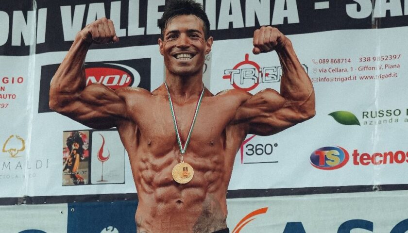  Stefano Rosa vince al debutto da professionista e conquista il suo secondo Mondiale e 4°titolo internazionale 