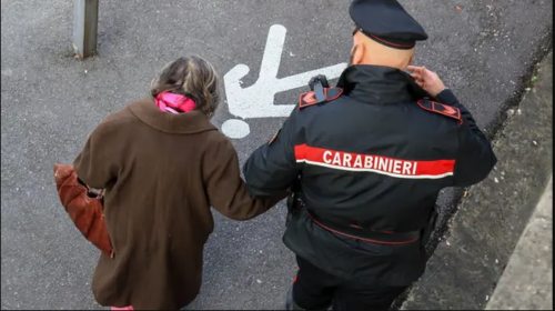 Accusati di aver scippato un’anziana a Mercato San Severino: due arresti in provincia di Avellino