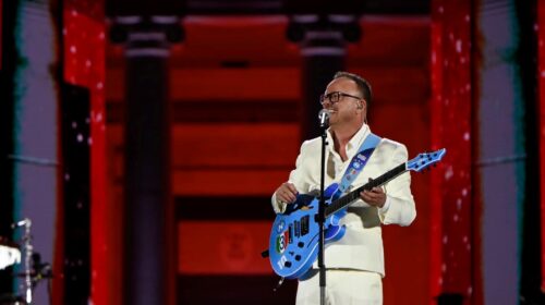 Il tour di Gigi D’Alessio per festeggiare i 30 anni di carriera fa tappa anche a Castellabate