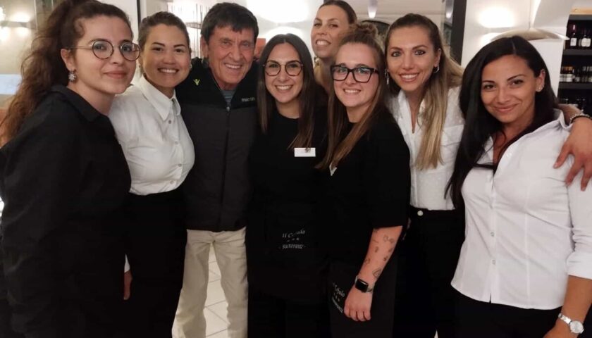 Gianni Morandi torna nel Cilento e cena a Castellabate