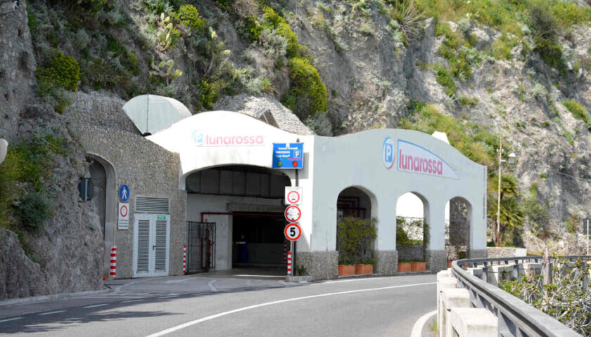 Amalfi, è stato riaperto ieri il primo dei quattro piani del garage Luna Rossa